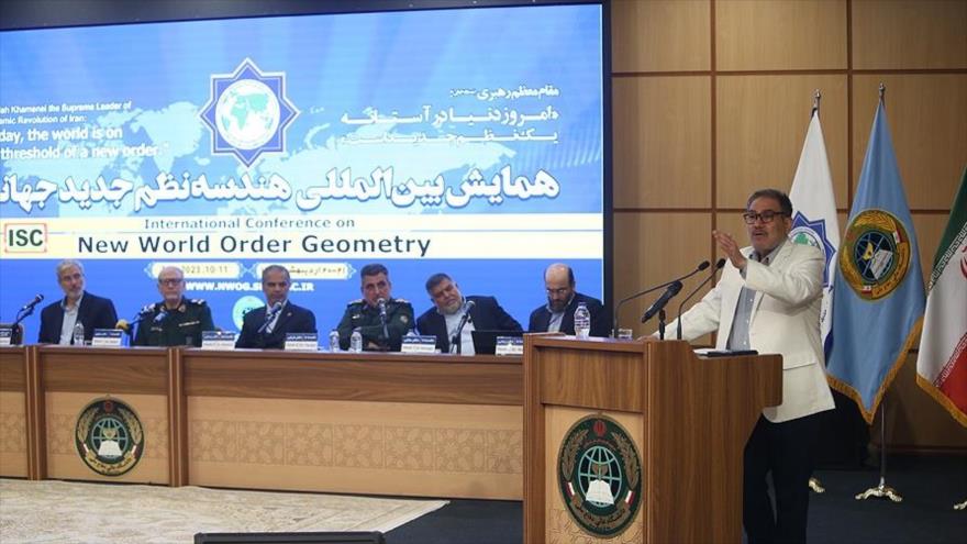 El secretario del Consejo de Seguridad de Irán, Ali Shamjani, en la conferencia de la ‘Geometría del nuevo orden mundial’, 11 de mayo de 2023.