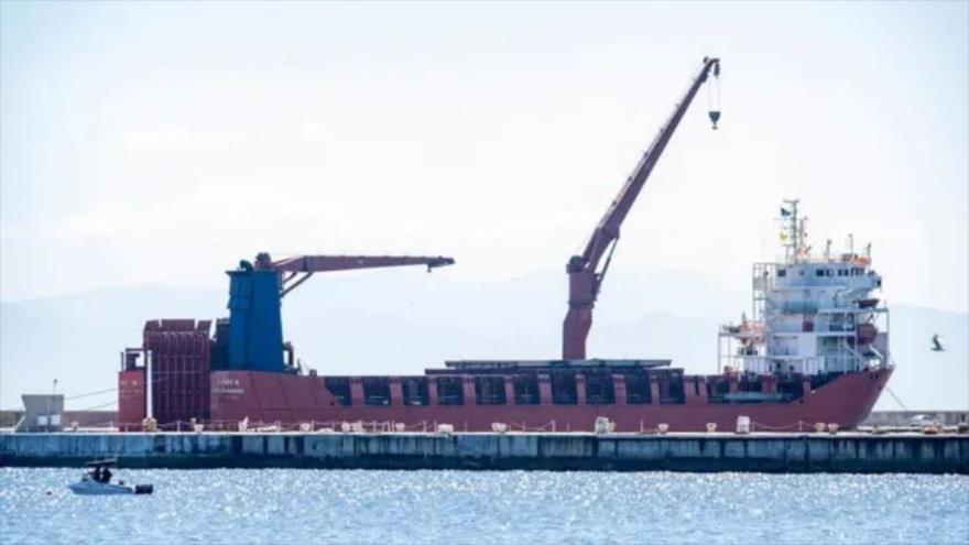 El buque ruso, Lady R, en la base naval de Simons Town, cerca de Ciudad del Cabo, Sudáfrica, diciembre de 2022. 