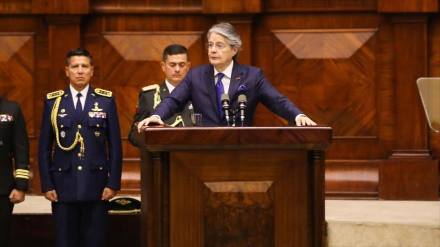 Presidente de Ecuador disuelve el Congreso ante avance del juicio político | HISPANTV