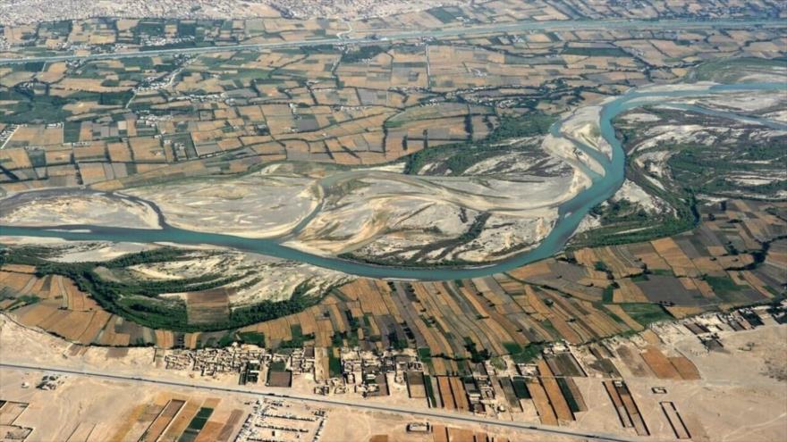 Vista aérea del río Hirmand.