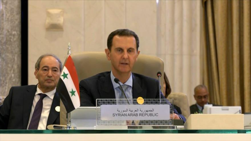 Al-Asad rechaza desde cumbre de Liga Árabe injerencias foráneas