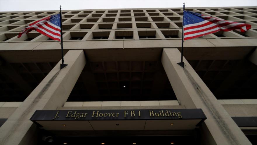 Filtrado: FBI recolecta datos personales de usuarios de mensajerías | HISPANTV