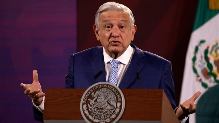El presidente mexicano, Andrés Manuel López Obrador, en una conferencia de prensa en la Ciudad de México, 18 de mayo de 2023.