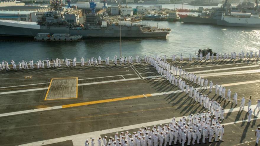Los marines estadounidenses a bordo del portaviones USS Ronald Reagan en su base japonesa de Yokosuka, 12 de septiembre de 2022.