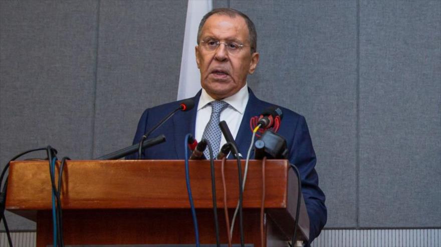El canciller de Rusia, Sergei Lavrov, en una conferencia de prensa en Burundi, 30 de mayo de 2023.