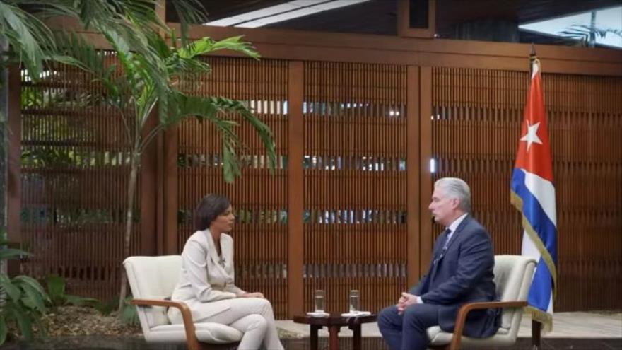 Presidente de Cuba ofrece entrevista a canal RT.