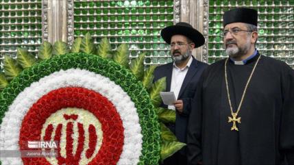 Judíos, zoroastrianos y otros renuevan su lealtad al Imam Jomeini 