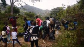 Migrantes tienen que enfrentar redes criminales para llegar a Panamá