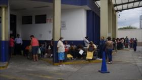 Médicos hondureños realizan paro de labores en protesta contra Xiomara