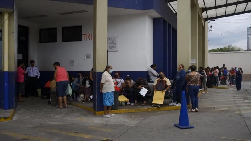 Médicos hondureños realizan paro de labores en protesta contra Xiomara