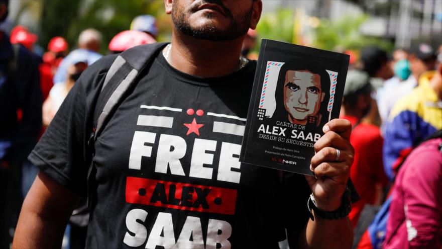 Manifestantes del movimiento ‘Free Alex Saab’ frente a la Asamblea Nacional de Venezuela exige la liberación de Saab, 16 de diciembre de 2022.