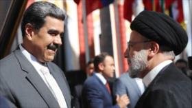 Nicolás Maduro saluda visita del presidente iraní a Venezuela