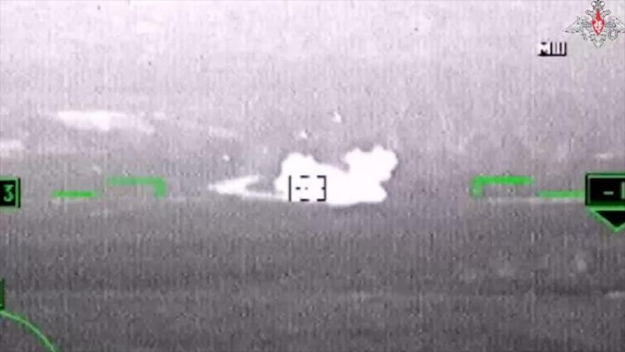Vídeo: helicóptero ruso Ka-52 destruye coches militares ucranianos | HISPANTV