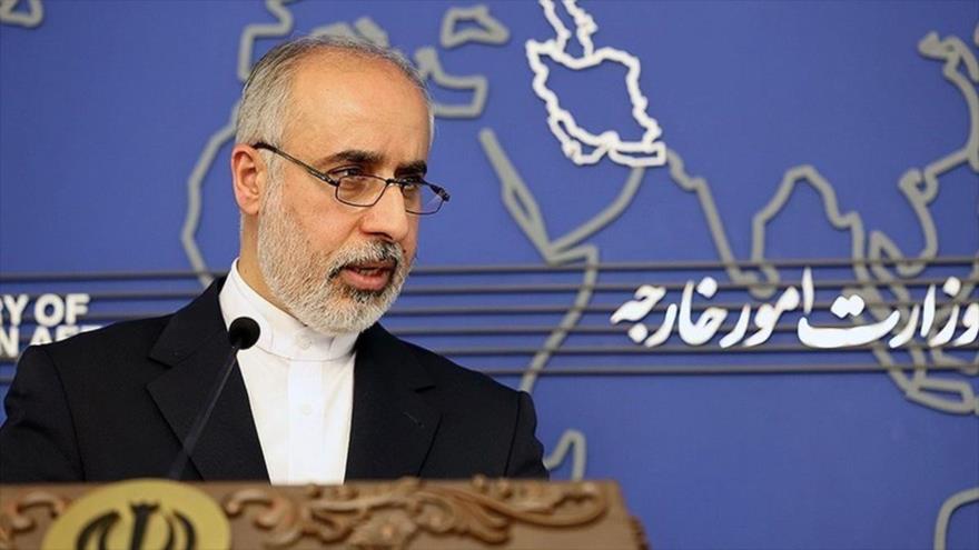 El portavoz del Ministerio de Asuntos Exteriores de Irán, Naser Kanani, durante una rueda de prensa en Teherán, la capital.