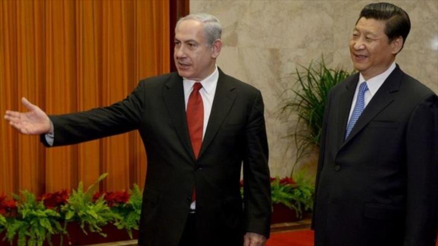 El primer ministro del régimen de Israel, Benjamín Netanyahu (izda.), y el presidente chino, Xi Jinping.