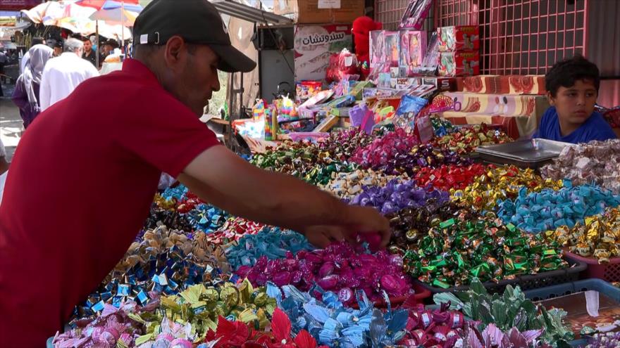 Gazatíes se preparan para celebrar la fiesta de Eid Al-Adha