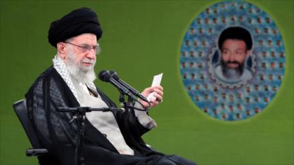 Líder de Irán urge a proteger derechos públicos y luchar contra corrupción