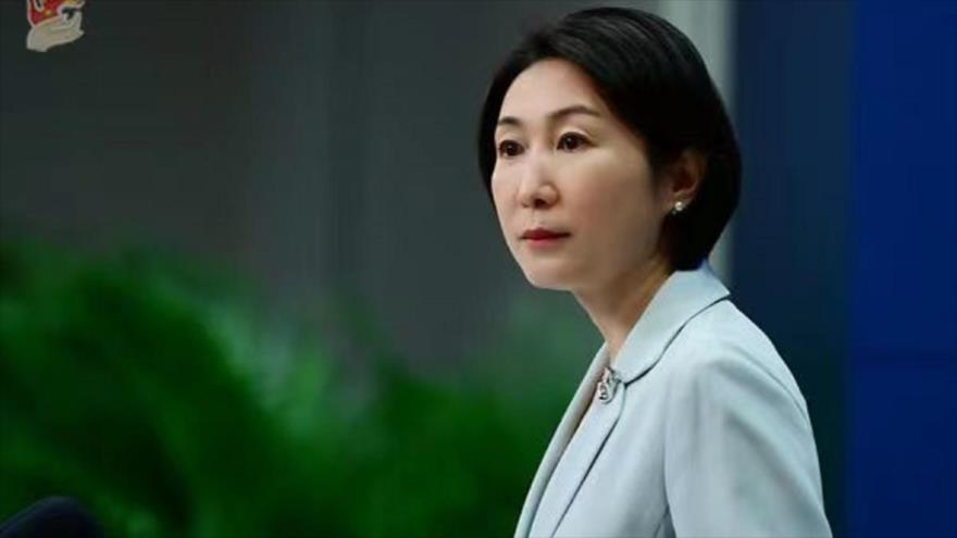 Mao Ning, portavoz de la Cancillería de China, durante una rueda de prensa en Pekín, 30 de junio de 2023.
