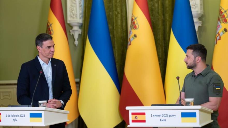 Presidente del Gobierno español, Pedro Sáncjez (dcha.) y presidente ucraniano, Volodímir Zelenski, Kiev, 1 de julio de 2023. (Foto: president.gov.ua)