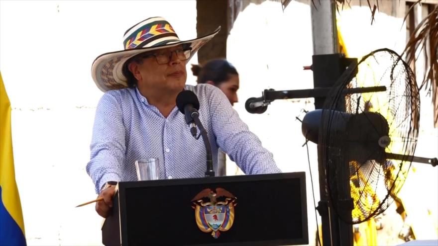 Petro llega al sur de Guajira con una propuesta de cambio ambiental