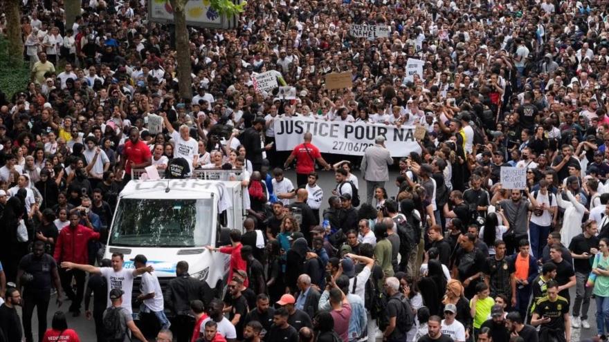 Irán insta a Francia a evitar violencia hacia manifestantes | HISPANTV