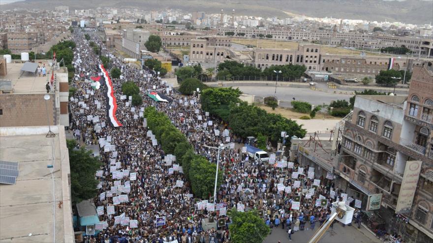Masiva marcha en Yemen contra crímenes de Israel y blasfemia a Corán | HISPANTV