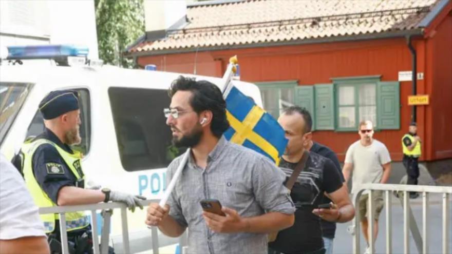 Salwan Momika, quien quemó una copia del Sagrado Corán en Estocolmo (Suecia).	
