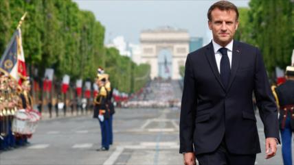 Vídeo: Abuchean a Macron en un desfile militar en París