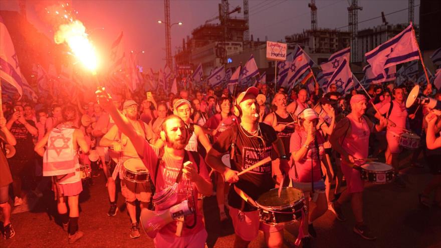 Israelíes vuelvan a las calles contra Netanyahu por 28º sábado