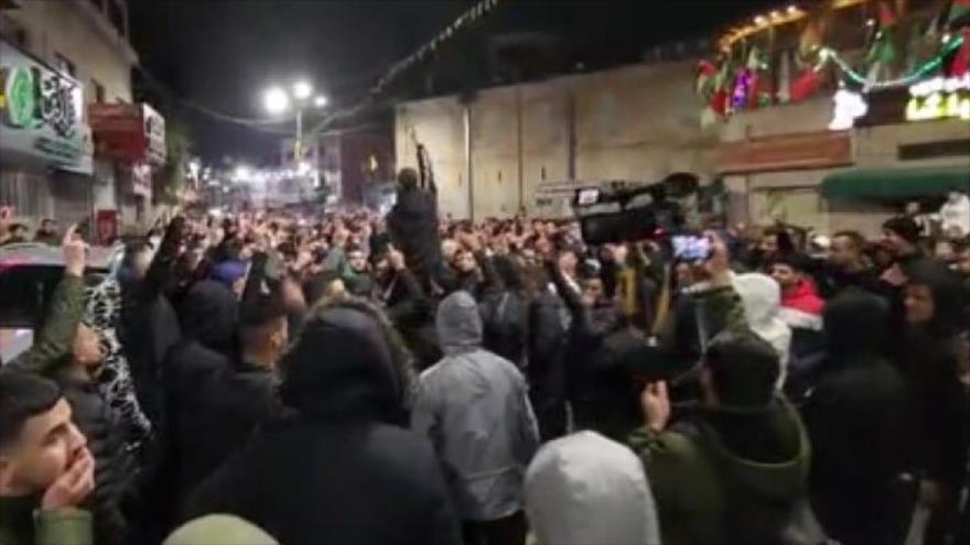Gazatíes protestan contra arrestos políticos de palestinos