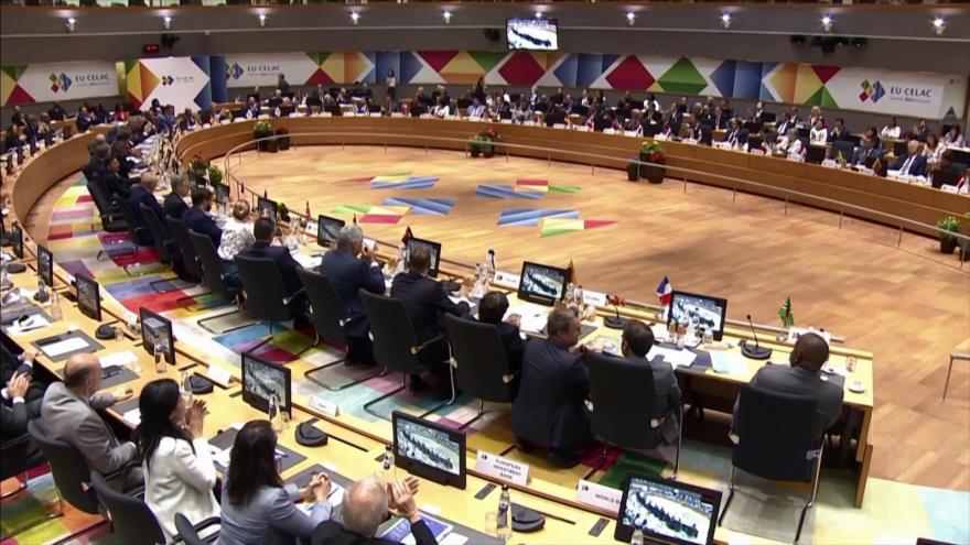 Abordan temas regionales durante la Cumbre UE-Celac en Bruselas