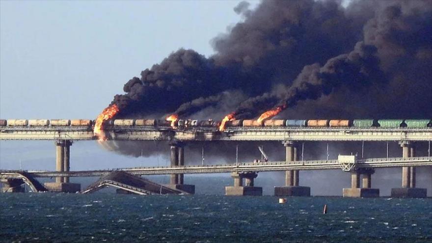 Explosión en el puente de Kerch, Crimea, 18 de julio de 2023