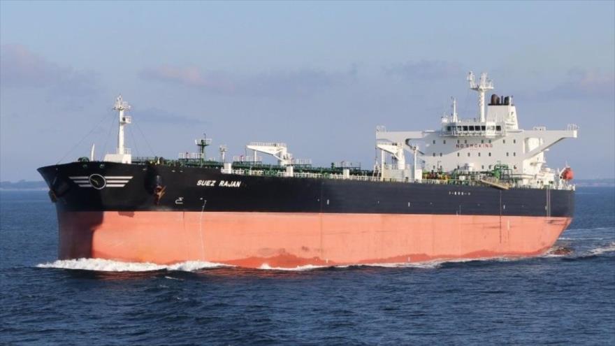 El buque griego Suez Rajan frente a la costa de Texas, Estados Unidos, con 800 000 barriles de petróleo iraní incautado. 