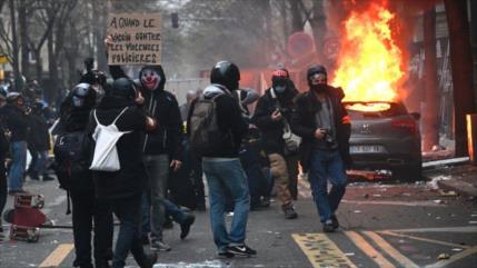 Sigue la represión en Francia: Ahora juicios exprés en media hora