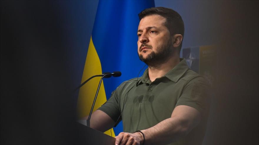 El presidente de Ucrania, Volodímir Zelenski, ofrece un discurso en el segundo día de la Cumbre de la OTAN de 2023 en Lituania, 12 de julio de 2023. (Foto: Getty Images)