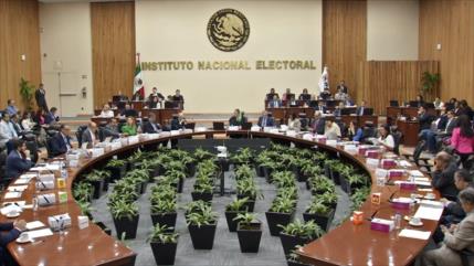 En México, fijan gastos y ponen reglas para precampañas electorales