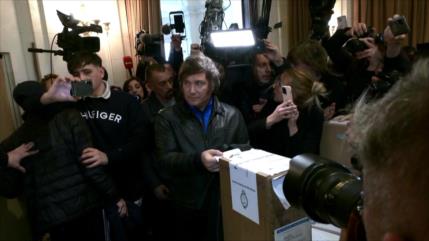 Argentinos acuden a las urnas para las elecciones primarias 