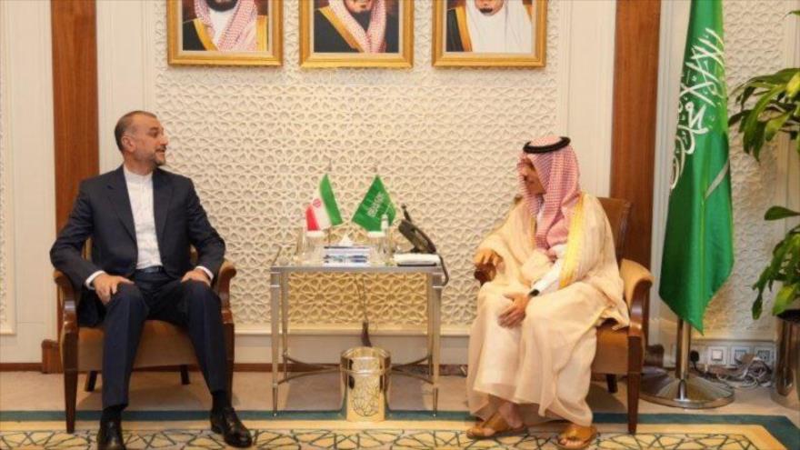 Canciller iraní realiza primera visita a Arabia Saudí tras retomar lazos | HISPANTV