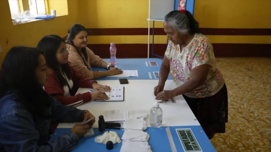 Finaliza votación en Guatemala y comienza escrutinio del balotaje | HISPANTV