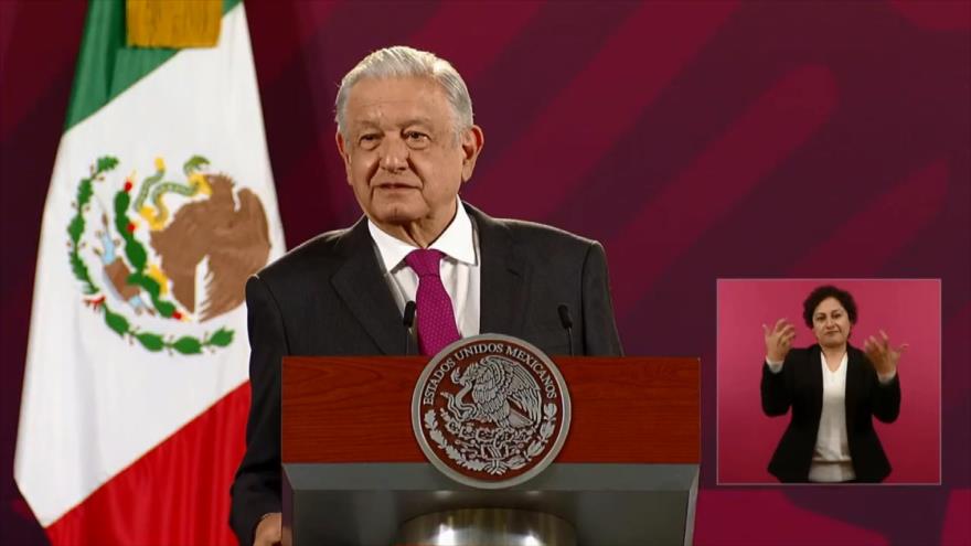 AMLO denuncia una guerra sucia de medios contra su Gobierno
