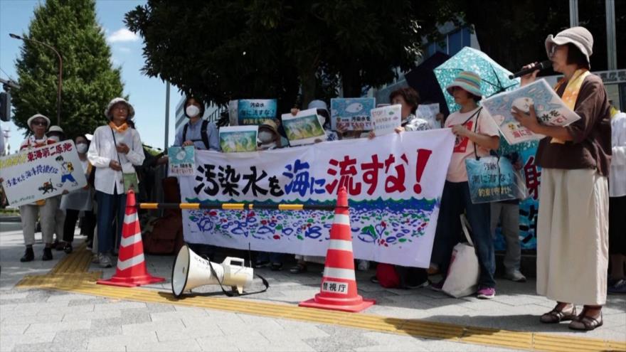 Continúan protestas contra el vertido de agua radiactiva de Fukushima