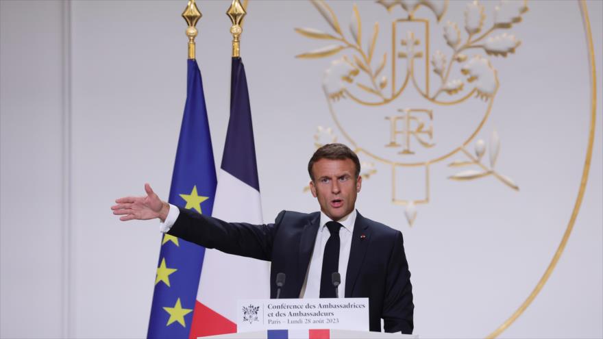 El presidente de Francia, Emmanuel Macron, en un encuentro con los diplomáticos franceses, París, 28 de agosto de 2023. (Foto: Reuters)