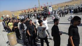 Iraníes se desplazan a pie hasta Karbala para conmemorar Arbaín 