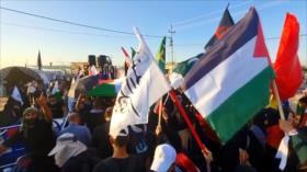 Peregrinos se solidarizan con palestinos en la ruta hacia Karbala