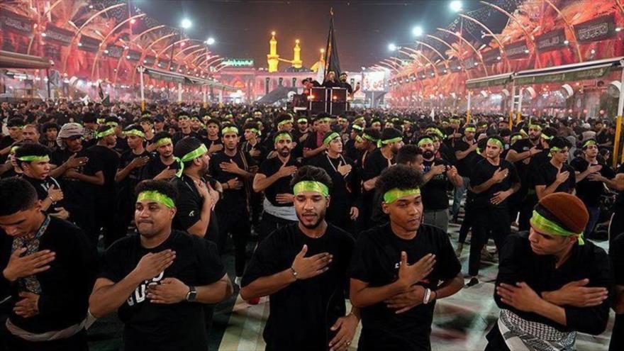 Millones de fieles musulmanes conmemoran Arbaín | HISPANTV
