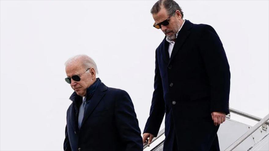 El presidente Joe Biden y su hijo Hunter en Nueva York, EE.UU., 4 de febrero de 2023.