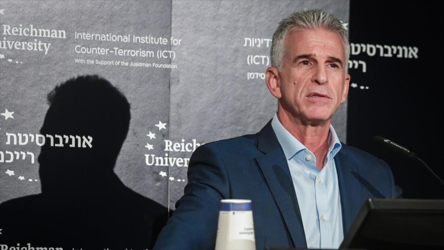 El jefe del servicio de espionaje israelí (el Mossad), David Barnea, habla en una conferencia en la Universidad Reichman, el 10 de septiembre de 2023. 