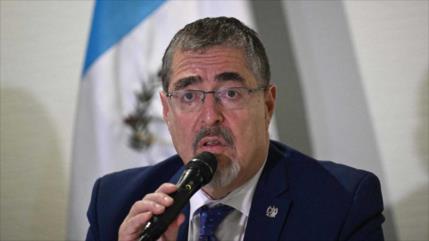 Presidente electo de Guatemala suspende transición por golpe en curso