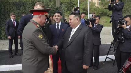 Kim termina su viaje de seis días a Rusia con regalos militares