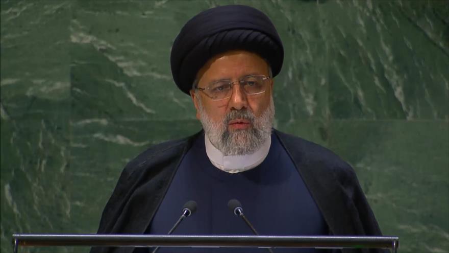 El presidente de Irán, Seyed Ebrahim Raisi, ofrece un discurso durante el 78.º periodo de sesiones de la Asamblea General de Naciones Unidas (AGNU), 19 de septiembre de 2023.